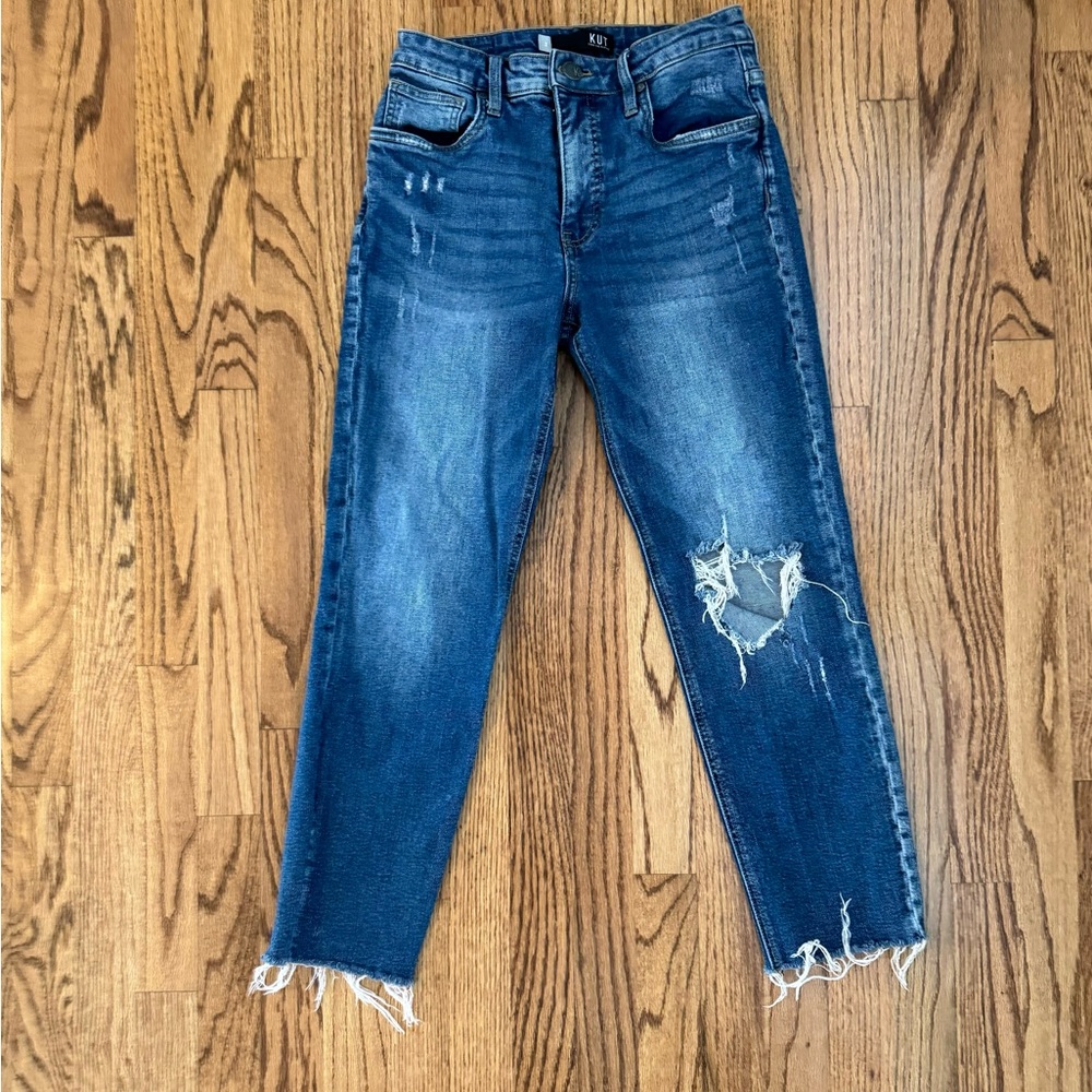 Rachael Straight Leg DIstressed Straight Leg Cropped Jeans
